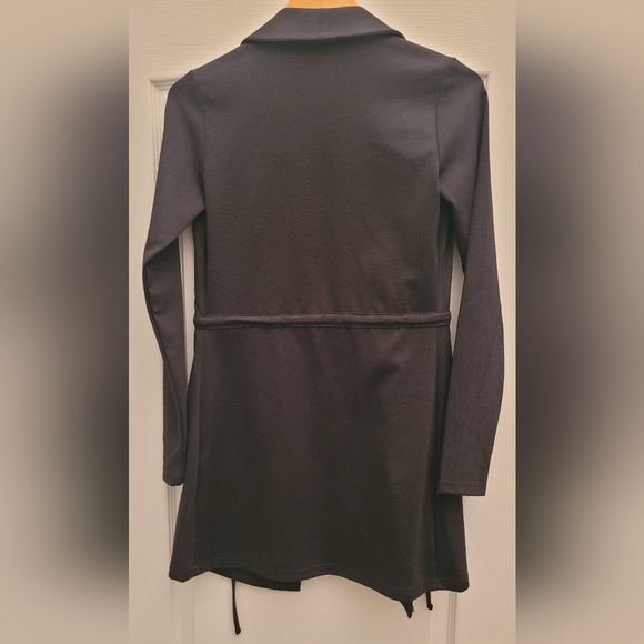 Women's Light Coat - Picture 2 of 3